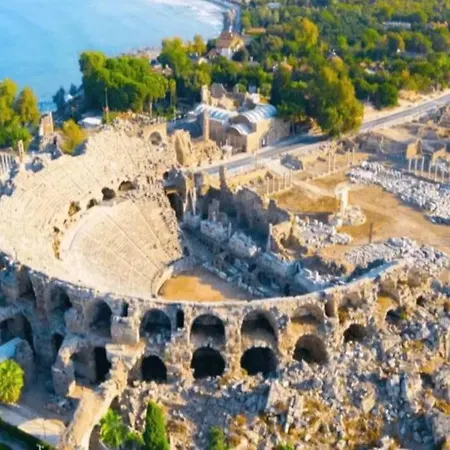 Lara'da Modern Bir Vaha *