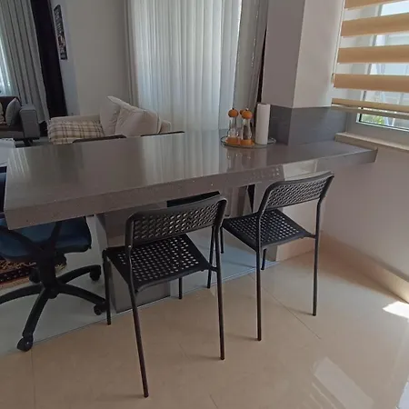 Lara'da Modern Bir Vaha Apartment Antalya