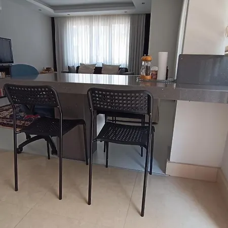 Apartment Lara'da Modern Bir Vaha *